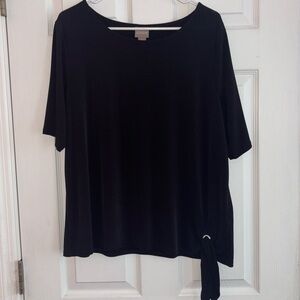 Chico’s black slinky stretchy short sleeve top. Size 16/3 NWOT.